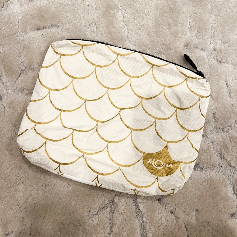 Aloha Collection Pouch